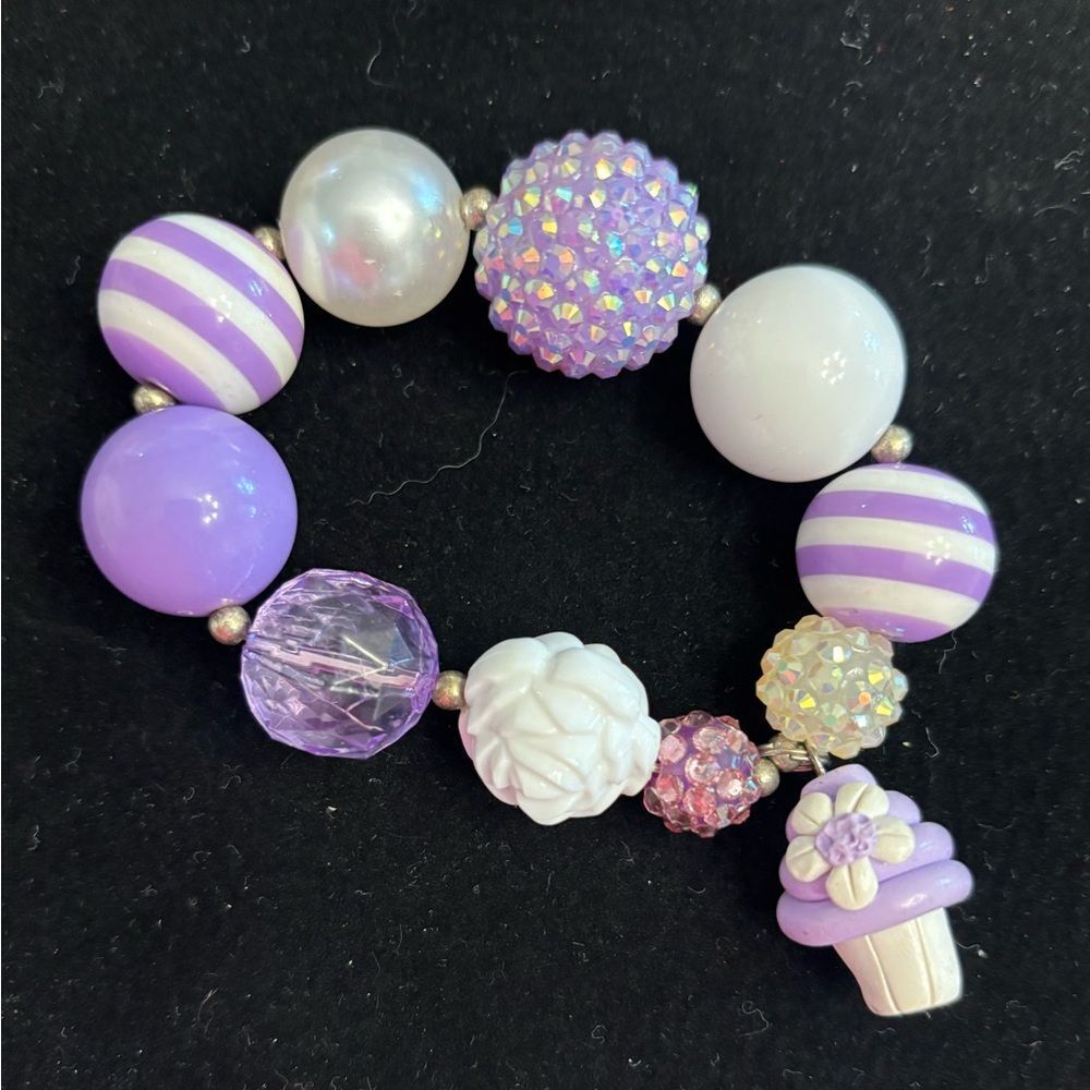 Cupcake Purple and White Chunky Stretch Charm Bracelet - Picture 2 of 2